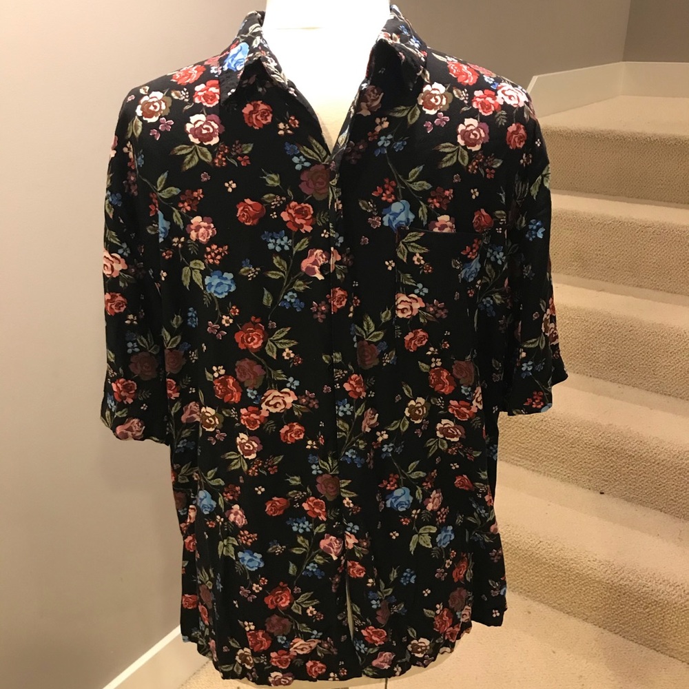 Urban outfitter collared shirt